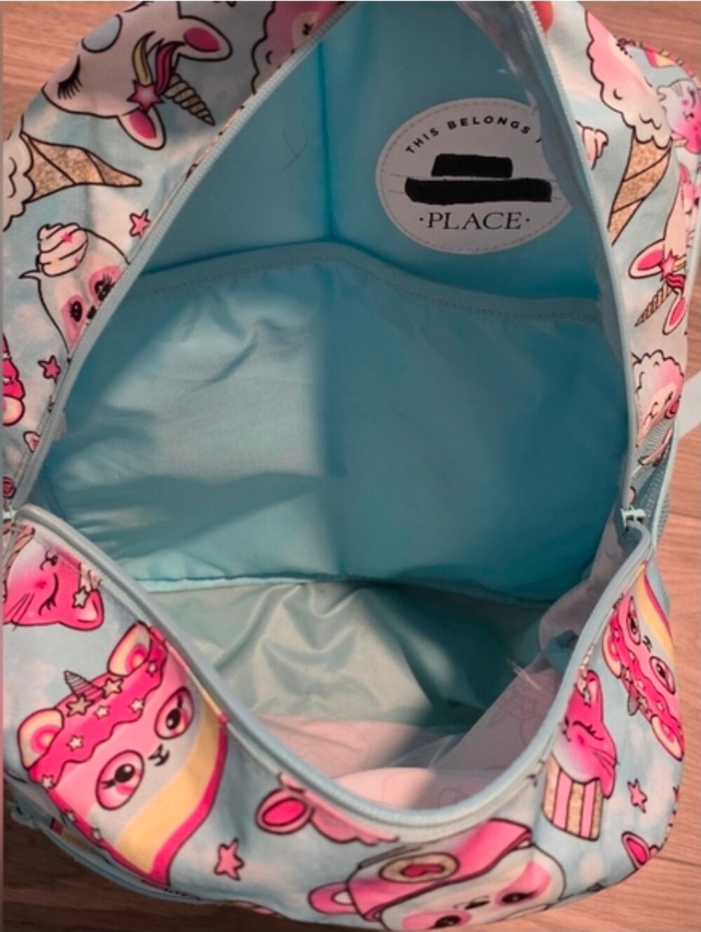 Backpack And Lunch Bag - Picture 4 of 9